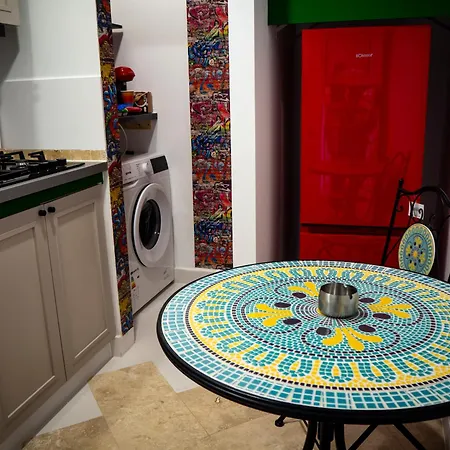 Eroii Revolutiei 84 * Bukarest