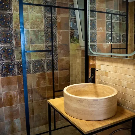 Appartement Eroii Revolutiei 84 Bucarest