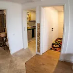 Eroii Revolutiei 84 Apartment