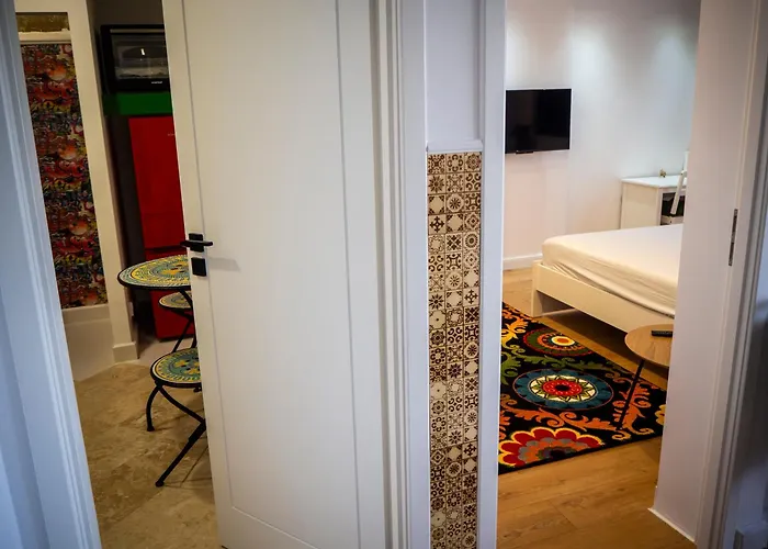 Eroii Revolutiei 84 * Bucharest